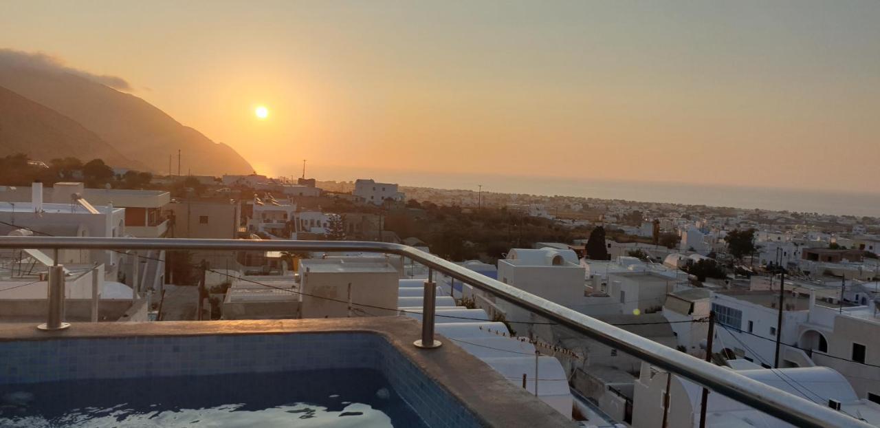 Lux House With Outdoor Jacuzzi And Sea View In Santorini Apartment Emporio  Ngoại thất bức ảnh